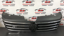 Grila radiator cu emblema VW Passat B7 R-Line 2.0T...