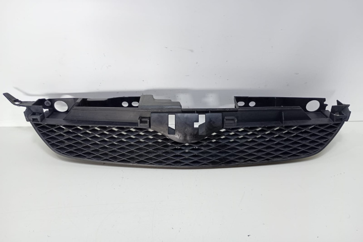Grila radiator cu mic defect Mazda 3 BK [2003 - 2006]