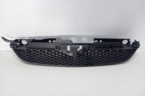 Grila radiator cu mic defect Mazda 3 BK [2003 - 2006]