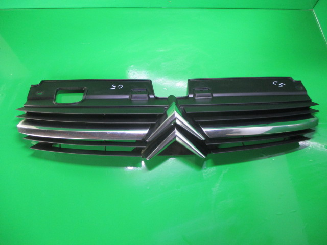 GRILA RADIATOR CU SIGLA CITROEN C5 1 FAB. 2000 - 2004 ⭐⭐⭐⭐⭐