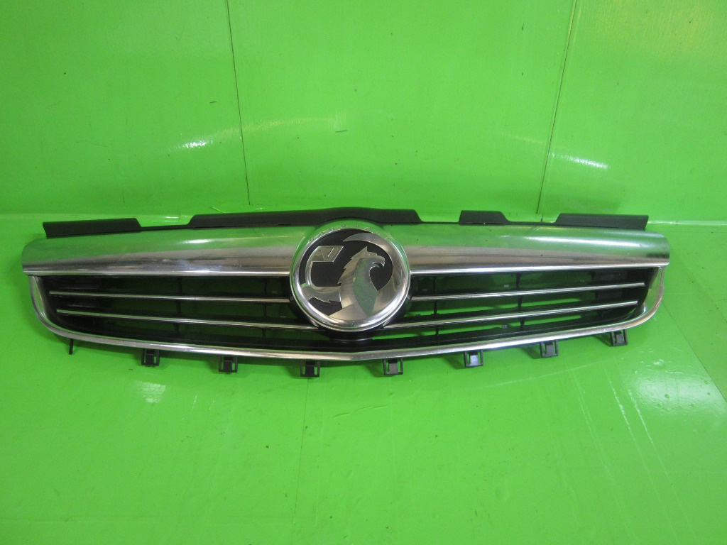 GRILA RADIATOR CU SIGLA OPEL ZAFIRA B FAB. 2005 - 2014 ⭐⭐⭐⭐⭐