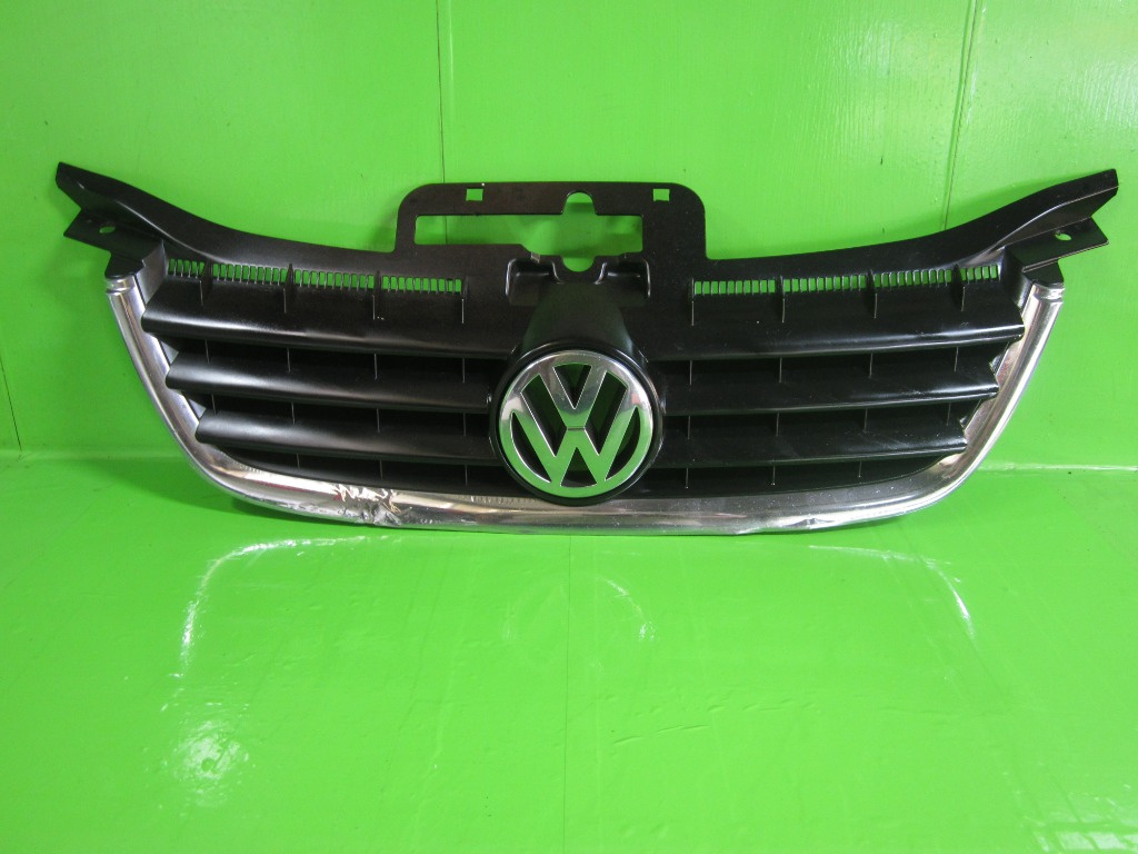 GRILA RADIATOR CU SIGLA VW TOURAN FAB. 2003 - 2015 ⭐⭐⭐⭐⭐