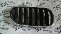 Grila radiator dreapta BMW X3 E83 an 2007 2008 200...