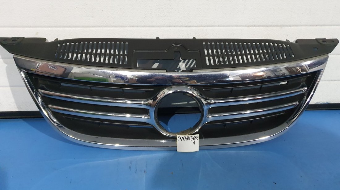 Grila radiator fara emblema / masca bara fata originala VW Tiguan 5N An 2007-2012 cod 5N0853653A