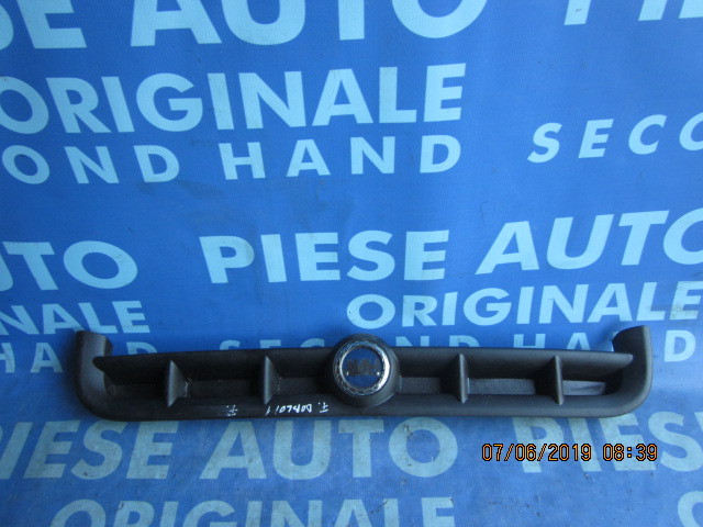 Grila radiator Fiat Doblo; 735268388