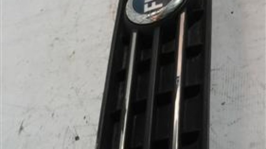 Grila radiator Fiat Punto An 2002 2003 2004 2005 2006 cod 46849441