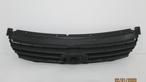 Grila radiator Ford C-Max an 2007-2010 cod 7M51-R8...