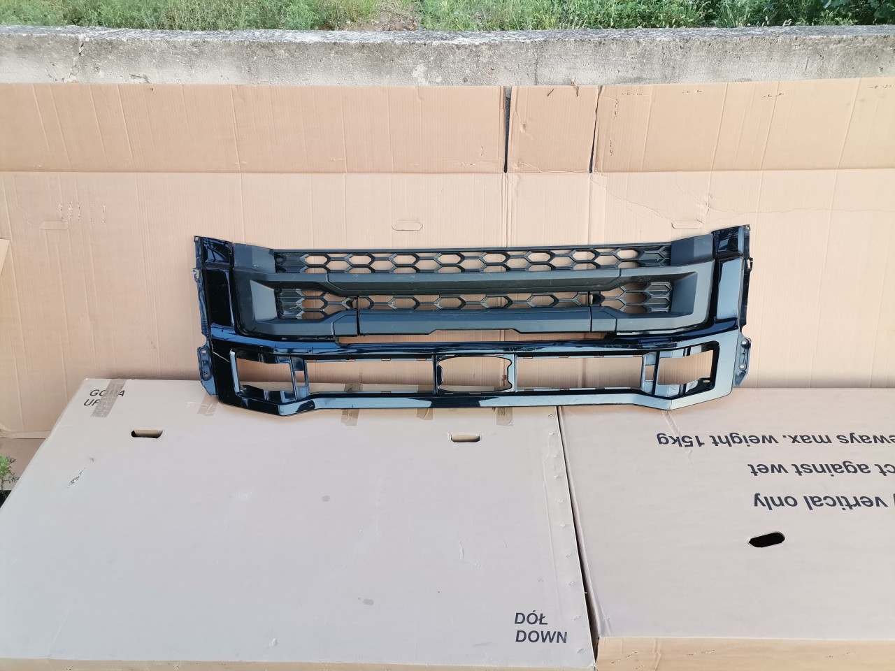 Grila radiator Ford F-max 2022 cod JC46-17750-AD
