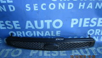 Grila radiator Ford Fiesta 2004 (o ureche de prind...