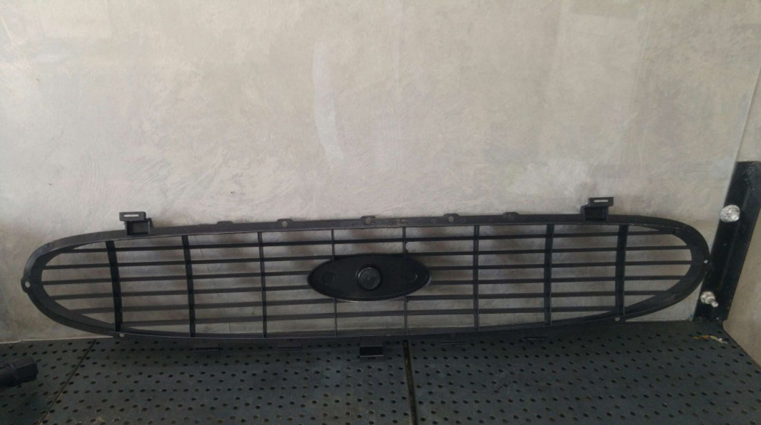 Grila radiator ford transit 95vb8355ad