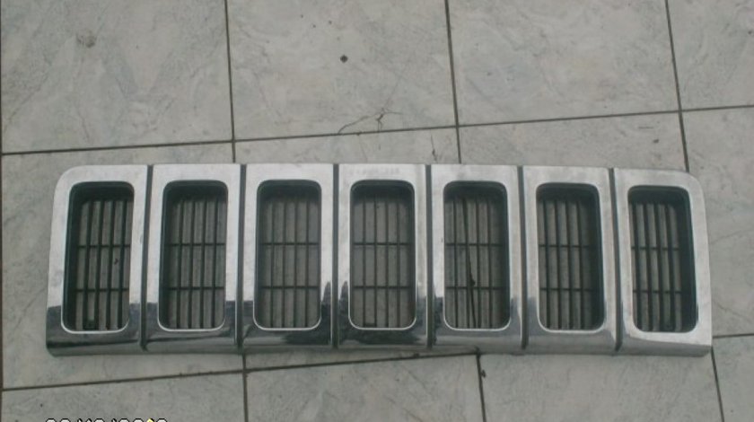 Grila radiator Jeep Grand Cherokee