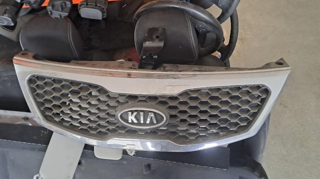 Grila radiator Kia Sorento 2010 SUV 2.2 DOHC