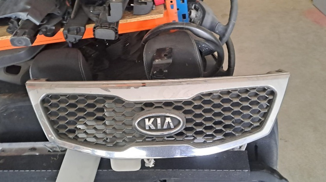 Grila radiator Kia Sorento 2010 SUV 2.2 DOHC