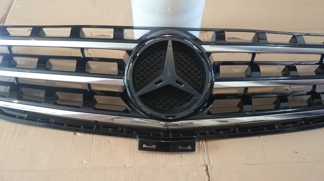 Grila radiator Mercedes ML W166 (2011-2015) cod A1668800123