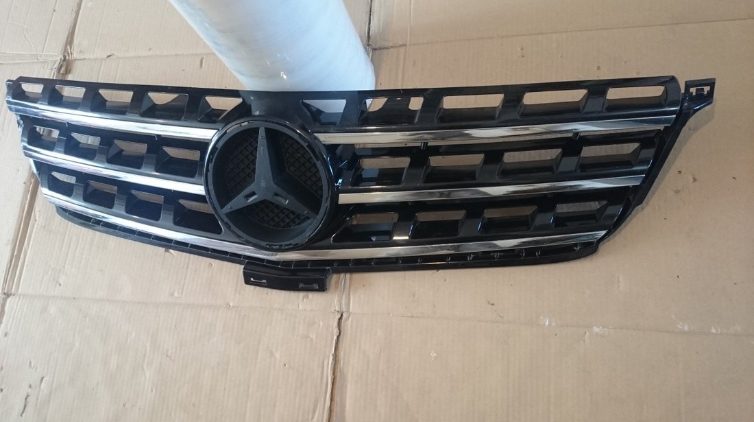 Grila radiator Mercedes ML W166 (2011-2015) cod A1668800123