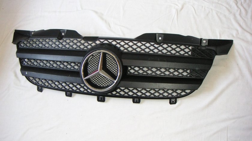 Grila radiator Mercedes Sprinter W906 (2006-2013)