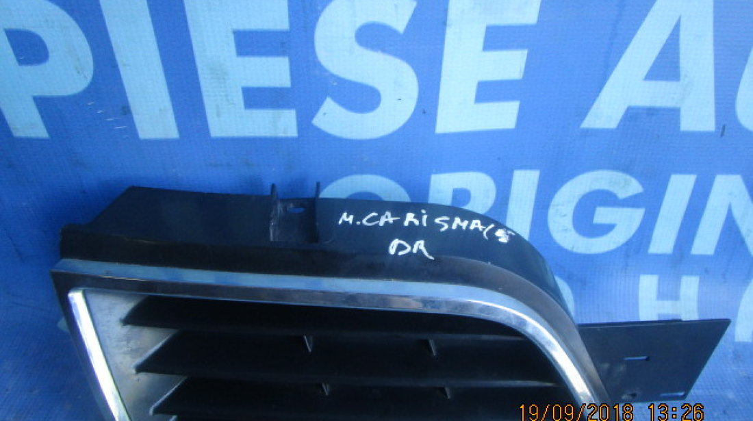 Grila radiator Mitsubishi Carisma; MR361181 // MR361182