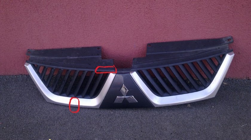 Grila radiator mitsubishi outlander 2008