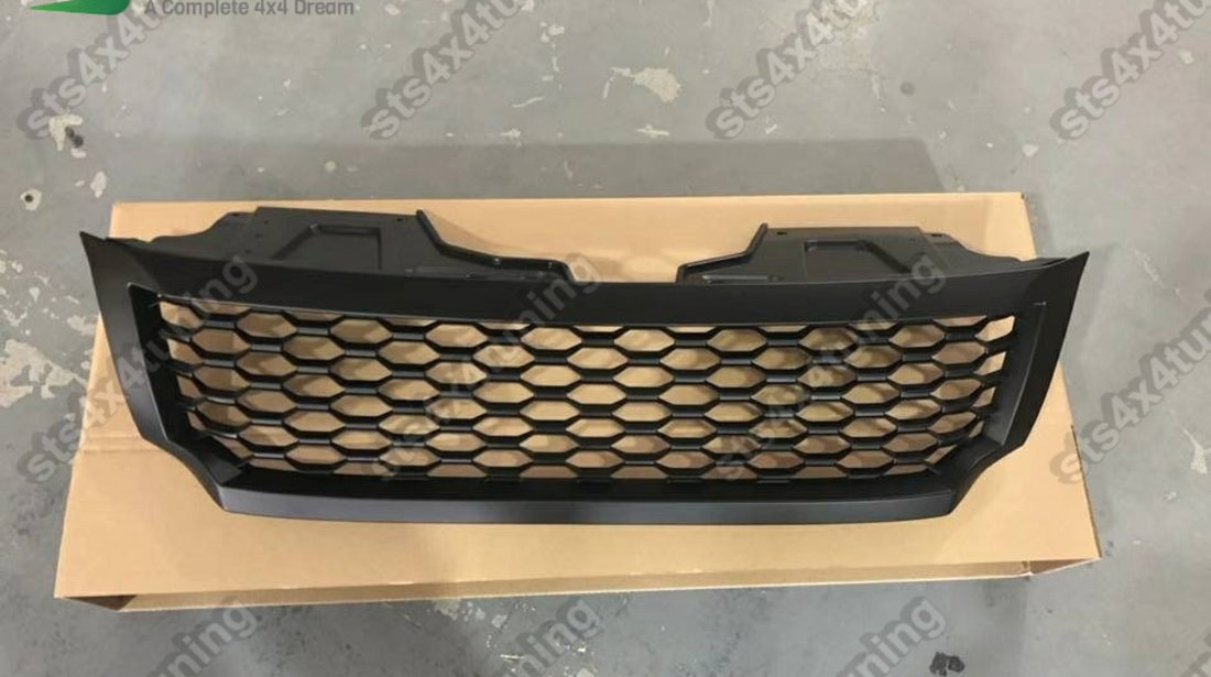 GRILA radiator NISSAN NAVARA NP300 D23 2015-2020 MB [V9-BADGELESS]