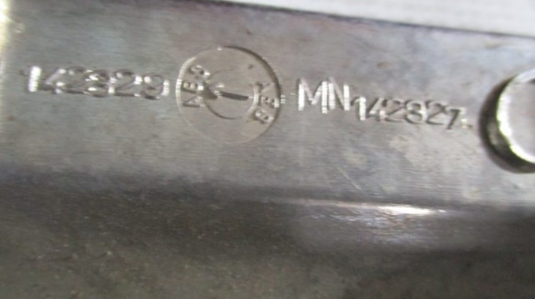 Grila radiator partea stanga Mitsubishi Outlander An 2006-2012 cod MN142329