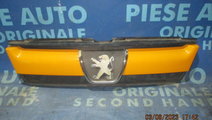 Grila radiator Peugeot Boxer 2002; 1304703070 (emb...