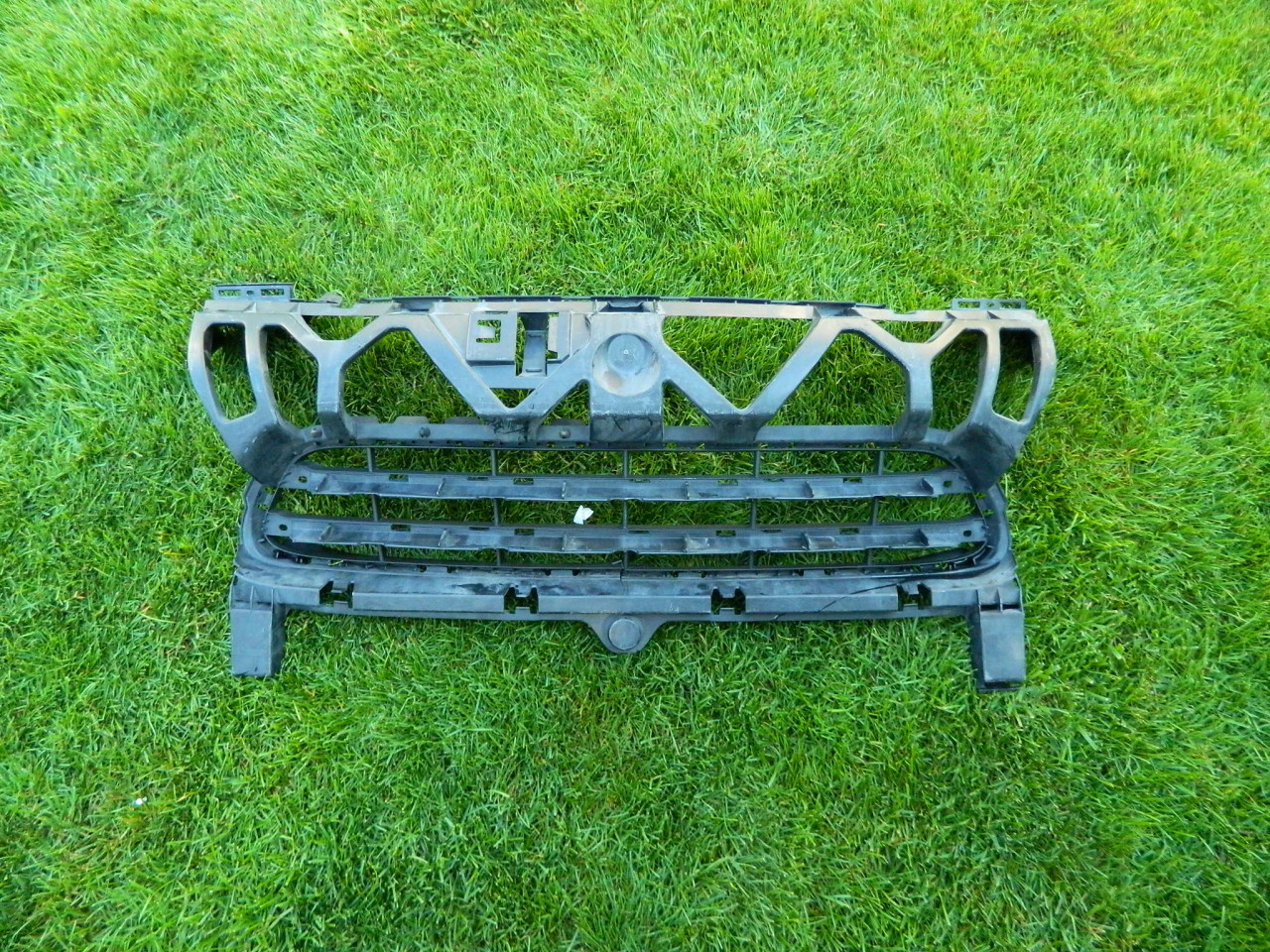 Grila radiator Porsche Cayenne 2013 cod 7P5807683F