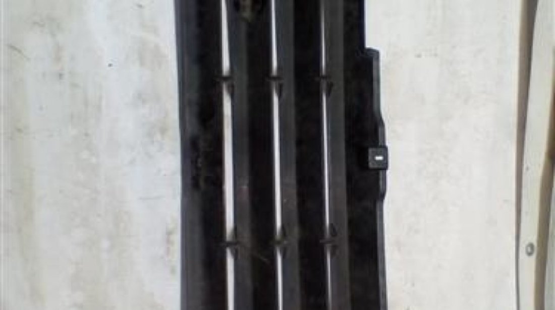 Grila radiator Range Rover Vogue An 2005 2006 2007 2008 2009 cod DHB500193