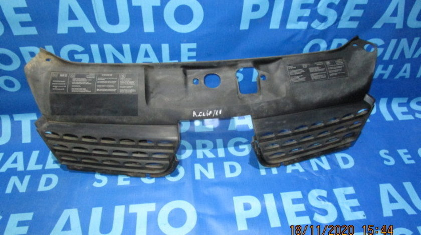 Grila radiator Renault Clio 2003; 8200113999
