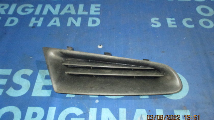 Grila radiator Renault Clio 2008