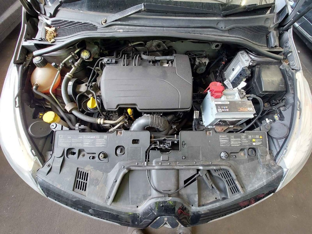 Grila radiator Renault Clio 4 2013 HATCHBACK 1.2 16V D4F (740)