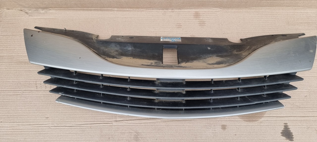 Grila radiator Renault Laguna 2 2002 2003 2004 2005 2006
