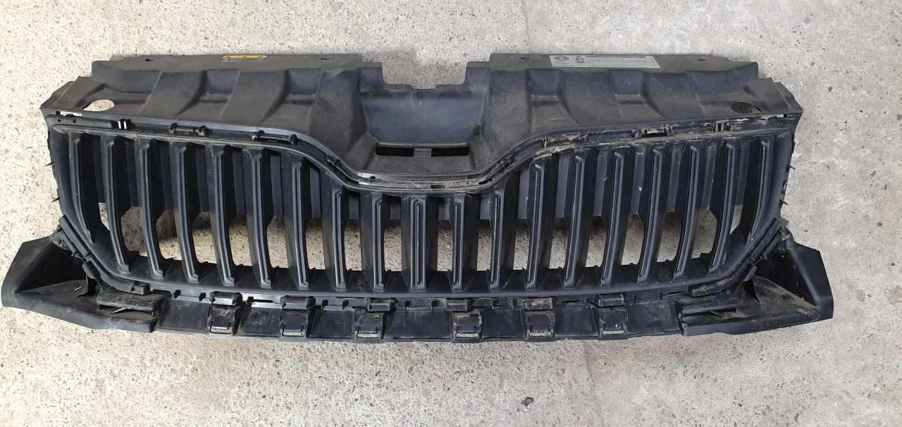 Grila radiator Skoda Fabia 3 6V 2015 2016 2017