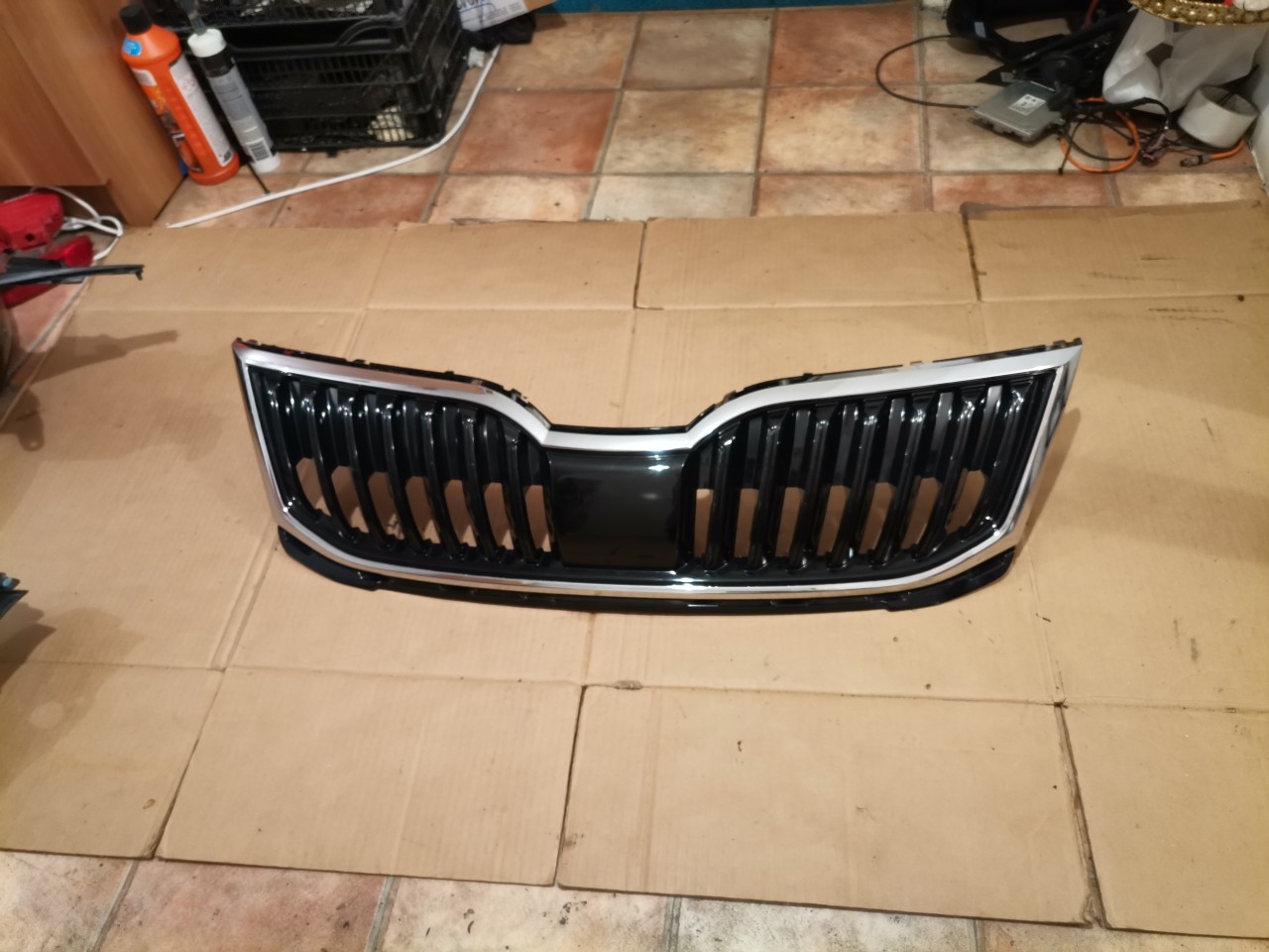 Grila radiator Skoda Octavia 3 Facelift 2016-2020 cod 5E0853653C