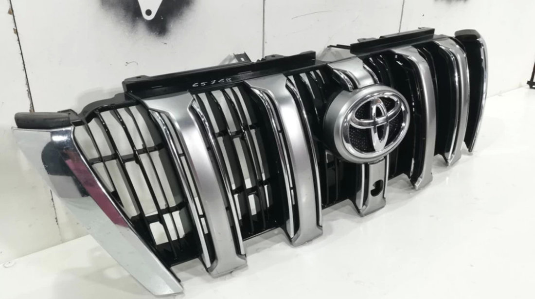 Grila radiator Toyota Land Cruiser J150 An 2013 2014 2015 2016 2017