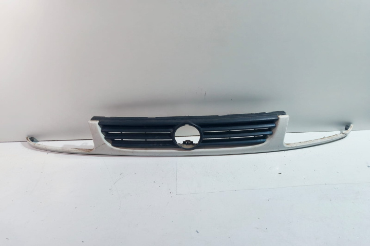 Grila radiator Volkswagen VW Polo 3 6N [1994 - 2001]
