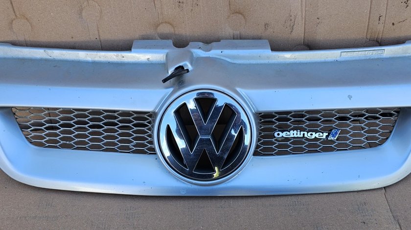 Grila radiator Vw Bora 2000 2001 2002 2003 2004