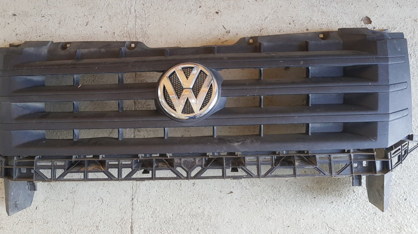 Grila radiator Vw Crafter 2010 2011 2012 2013 2014