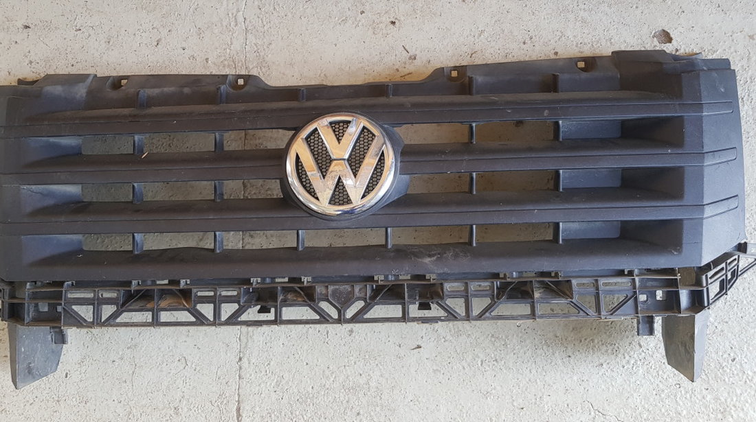 Grila radiator Vw Crafter 2011 2012 2013 2014 2015 2016