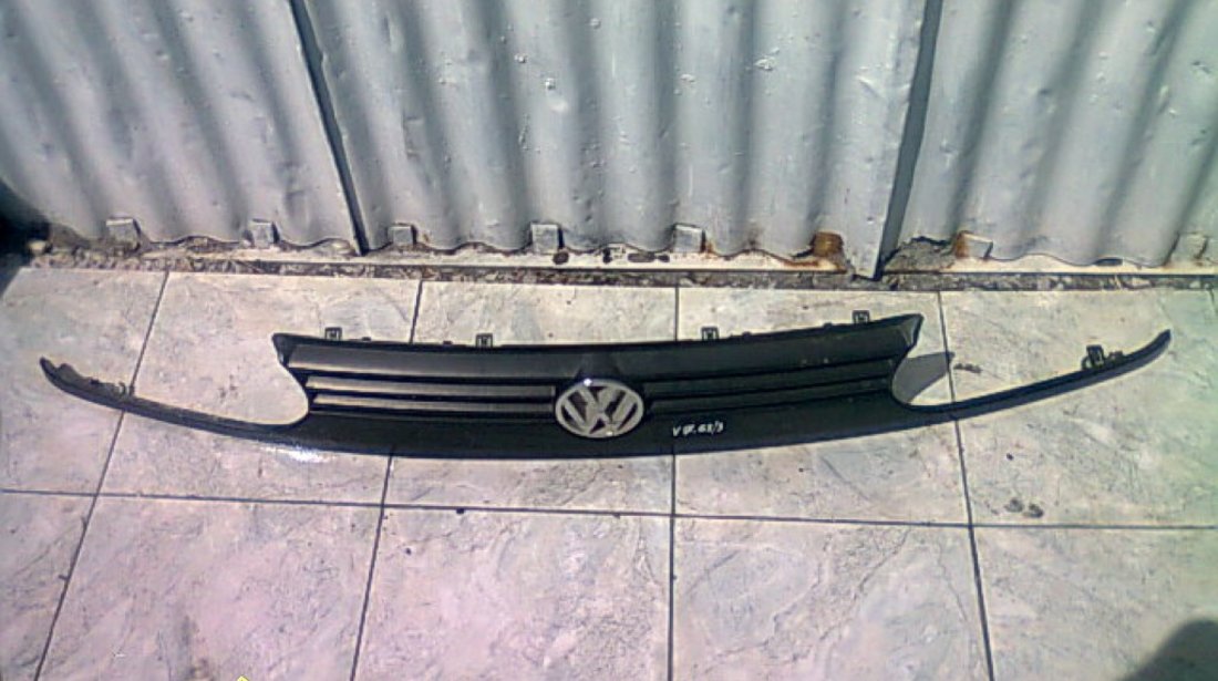 Grila radiator VW Golf 3