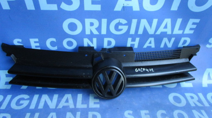Grila radiator VW Golf 4 ; 7T168138