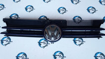 Grila radiator VW Golf 4
