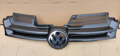 Grila radiator Vw Golf 5 2004 2005 2006 2007