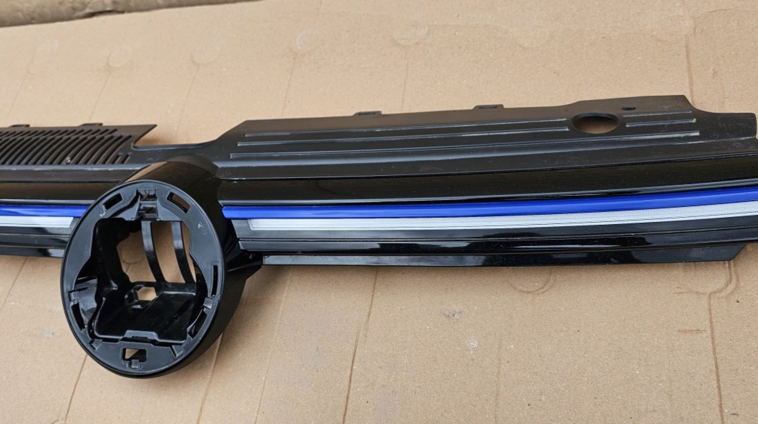 Grila radiator Vw Golf 8 GTE LED 2020 2021 2022 2023