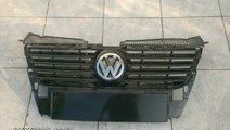 Grila radiator VW Passat B6