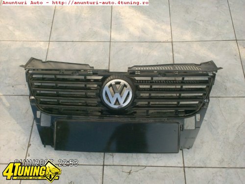 Grila radiator VW Passat B6