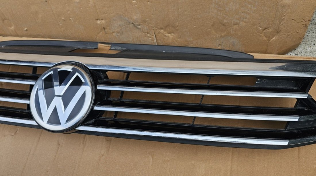 Grila radiator Vw Passat B8 2015 2016 2017 2018