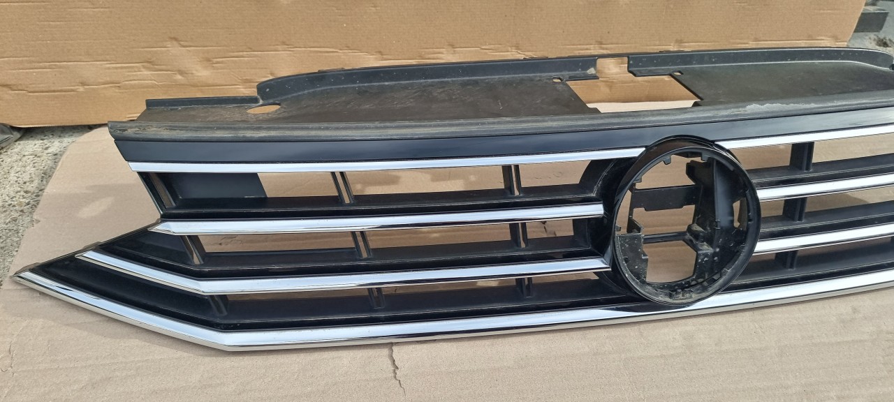 Grila radiator Vw Passat B8 Facelift 2019 2020 2021