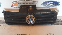 Grila radiator vw polo 9N COD 6Q0853651C