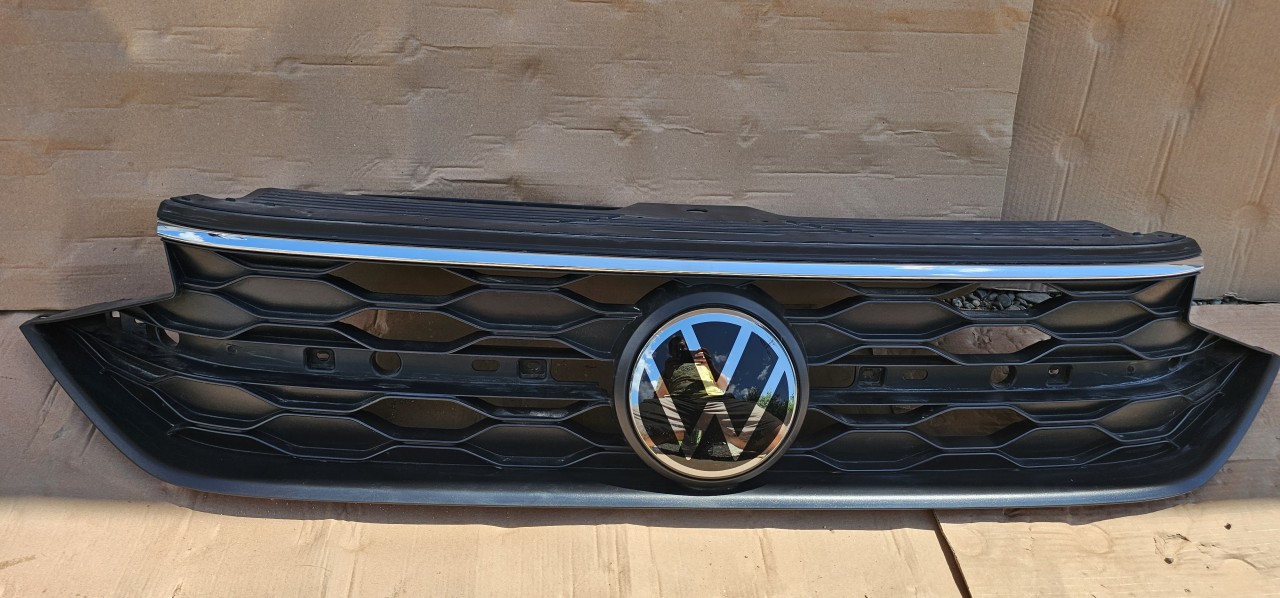 Grila radiator VW Taigo 2021 2022 / 2023 2024