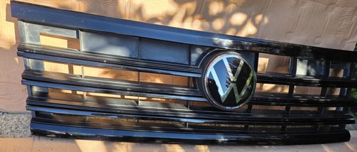 Grila radiator VW Touareg 3 CR R-Line 2018 2019 2020 2021 2022